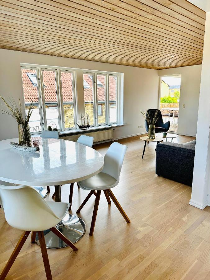 Skon Villalejlighed I Skagen Med Terrasse Og Taet Pa Centrum Exteriör bild